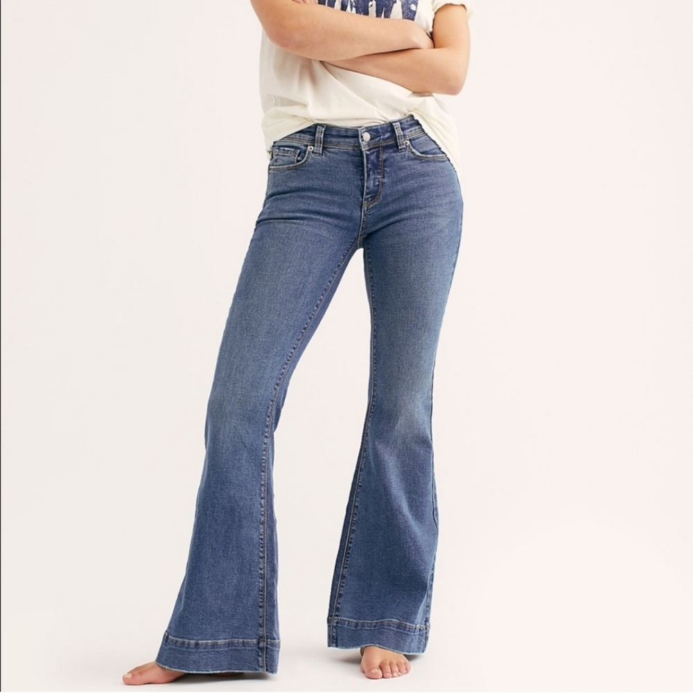 Free People Low Tide Flare Sapphire size 30 NWT